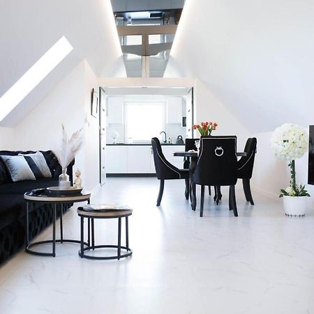 Ujście-Darłowskie Apartamenty Scarlet מראה חיצוני תמונה
