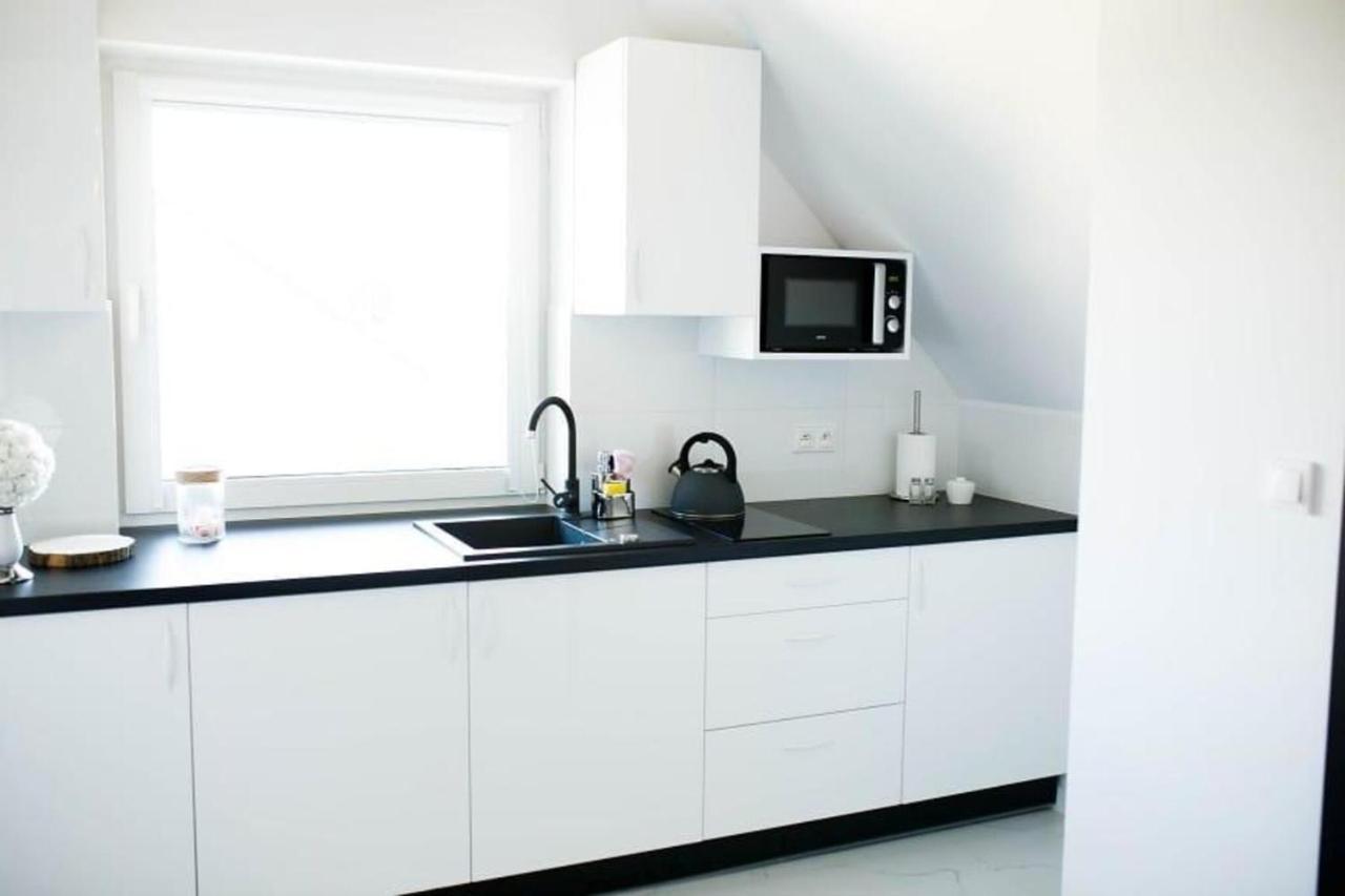 Ujście-Darłowskie Apartamenty Scarlet מראה חיצוני תמונה